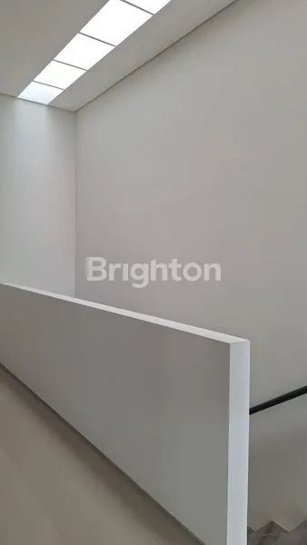 image RUMAH BARU CANTIK 2 LANTAI SIAP HUNI DI PANTAI MENTARI, DEKAT RAYA KENJERAN (6)