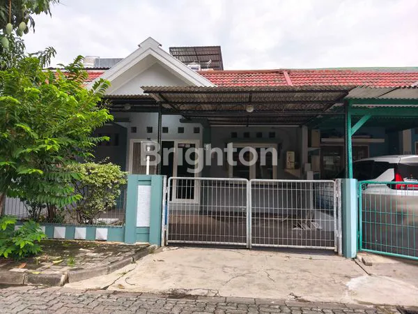 image RUMAH SIAP PAKAI MURAH DEKAT SEKOLAH KARANGTURI GRAHA PADMA SEMARANG BARAT (1)