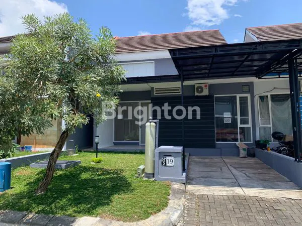 image RUMAH  BAGUS DAN CANTIK SIAP HUNI  (1)