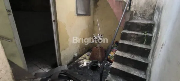 image RUKO 2 LANTAI DI JALAN RAYA RAMPAL MALANG (4)