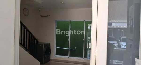 image RUMAH CANTIK 4KT DI GADING SERPONG, SIAP HUNI (6)