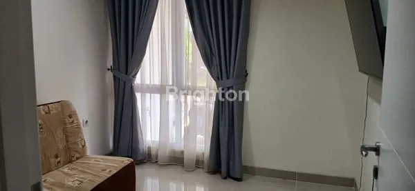 image RUMAH CANTIK 4KT DI GADING SERPONG, SIAP HUNI (7)
