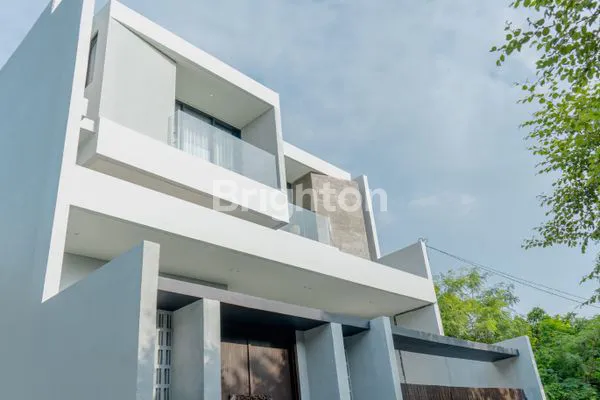 image VILLA SANGAT MEWAH DAN CANTIK DI AREA PECATU (1)