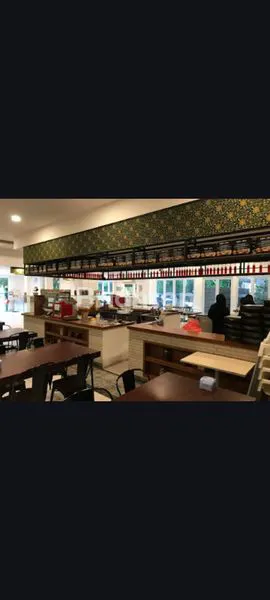 GEDUNG EX RESTO DEKAT UI LT 900M² DEPOK