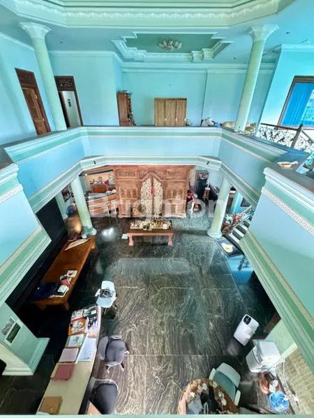 image RUMAH LUAS, BESAR DAN MEWAH DI DENPASAR SELATAN (4)