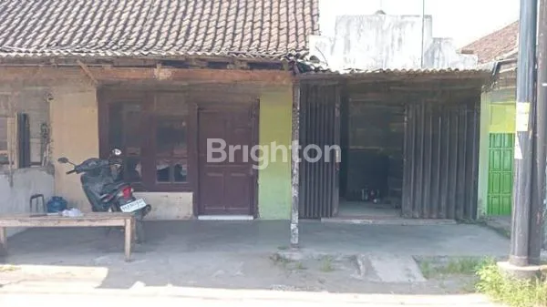 image RUMAH DI JALUR UTAMA MALANG - BLITAR (1)