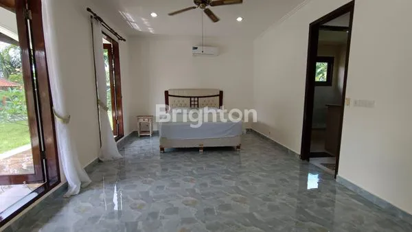 image SPACIOUS AND LUXURY VILLA IN KETEWEL CLOSE TO THE BEACH (7)
