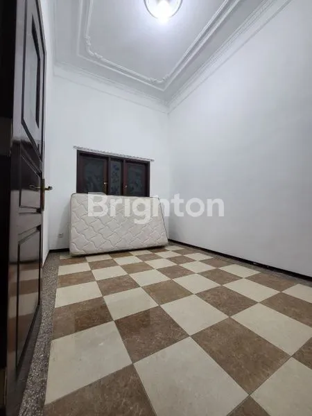 image RUMAH SEWA 300 M2 DI PERMATA JINGGA MALANG (6)