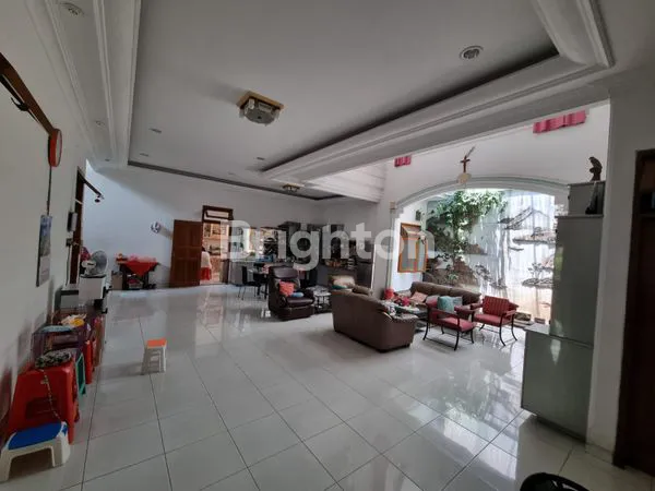 image RUMAH 2 LT. DI THI JELAMBAR - JAKARTA BARAT (2)