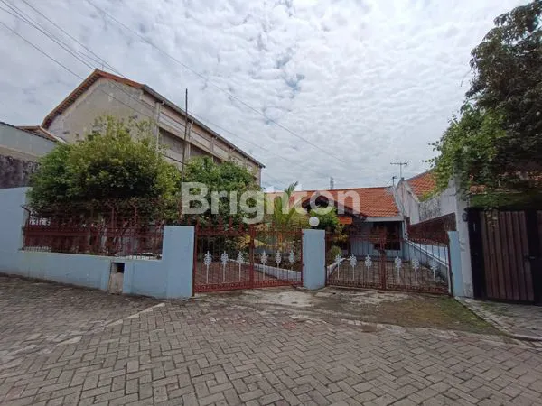 image RUMAH BESAR HALAM SUPER LUAR KUTISARI SURABAYA  (2)
