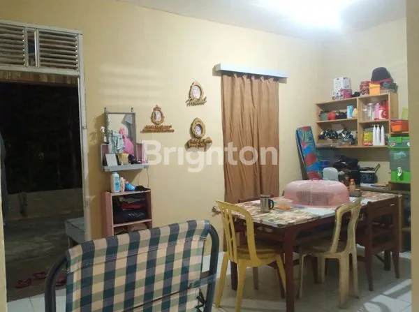 image RUMAH SIAP HUNI DILENGKAPI FURNITURE JALAN PADAT KARYA, KOMPLEK GRIYA PESONA 3 (5)