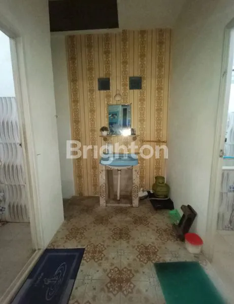 image RUMAH SIAP HUNI DILENGKAPI FURNITURE JALAN PADAT KARYA, KOMPLEK GRIYA PESONA 3 (6)