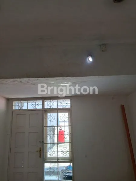 image DISEWA RUMAH LUAS 2 LT DI CAWANG BARU JATINEGARA - JAKARTA TIMUR (5)