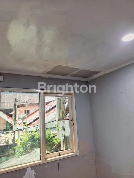 image DISEWA RUMAH LUAS 2 LT DI CAWANG BARU JATINEGARA - JAKARTA TIMUR (6)
