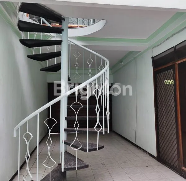 image HUNIAN 1,5 LANTAI SIAP HUNI DEKAT KAMPUS UBAYA NGAGEL BRATANG BARATAJAYA NGINDEN (5)