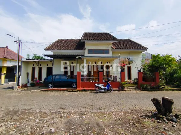 image RUMAH SIAP HUNI DI ARJOWINANGUN, KEDUNGKANDANG KOTA MALANG (1)