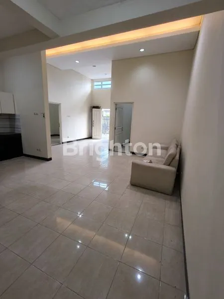 image RUMAH SIAP.HUNI ROW JALAN LEBAR KLAMPIS SEMOLO (5)