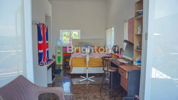 image JUAL RUMAH 3 LANTAI BESERTA ISI NYA PULL (8)