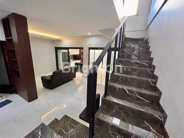 image LUXURIOUS MODERN HOUSE AT ROSE GARDEN RESIDENCE (5)