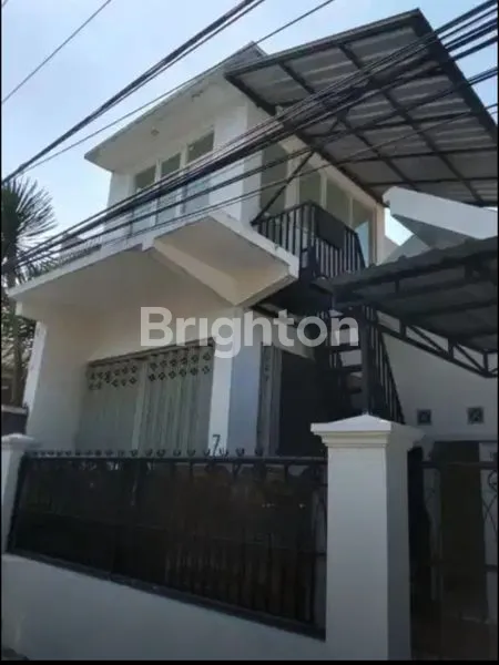 DISEWAKAN RUMAH STRATEGIS AREA PANDANWANGI