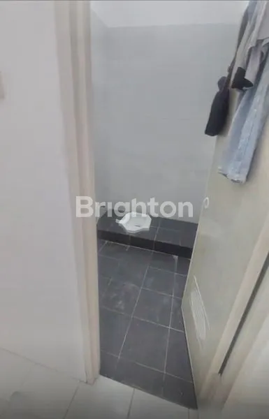 image RUKO 1 LANTAI ROW 2 MOBIL LEGA DEKAT MAL CENTRAL PARK DI TANJUNG DUREN (8)