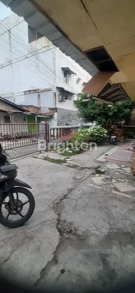image RUMAH 4 KT SHM MEDAN TIMUR 1.2M (3)
