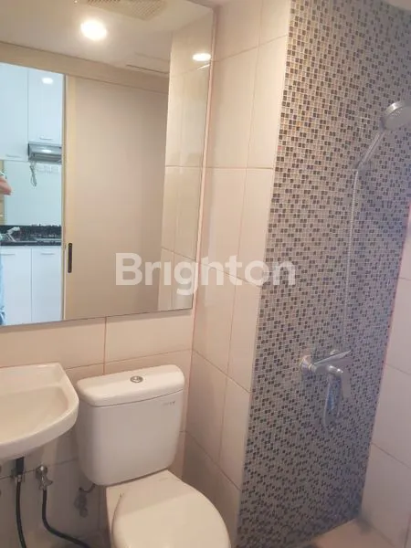 image SEWA KONTRAK APARTEMEN TANGLIN 2BR LANTAI 25 PAKUWON MALL SURABAYA BARAT (7)