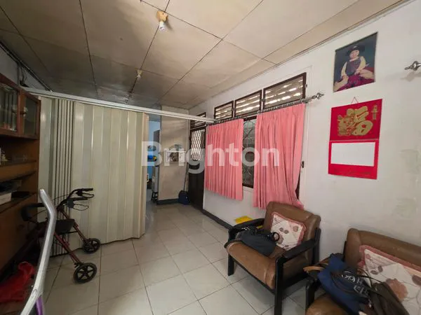 DISEWAKAN MURAH RUMAH DI JL.KESEDERHANAAN JAKARTA PUSAT