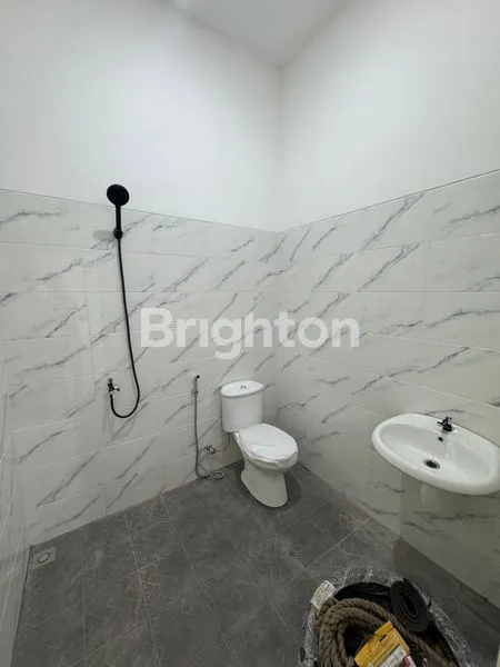 image DIJUAL CEPAT RUMAH BARU GRESS DI BLAMBANGAN PERMAI SIDOARJO (5)