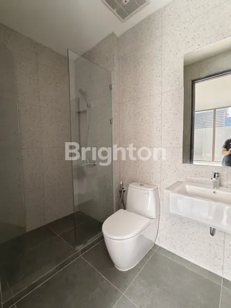 image RUMAH EKSLUSIF BREZZA PANTAI MUTIARA BY INTILAND PANTAI MUTIARA JAKARTA UTARA (8)