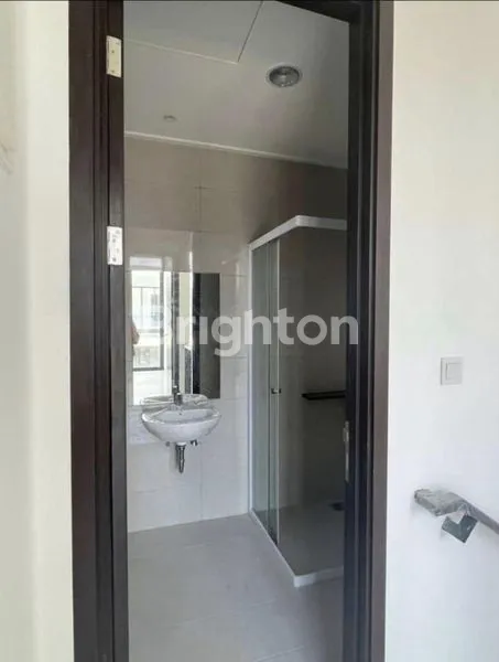 image RUMAH 2 LANTAI PIK 2 HADAP UTARA SIAP HUNI (6)