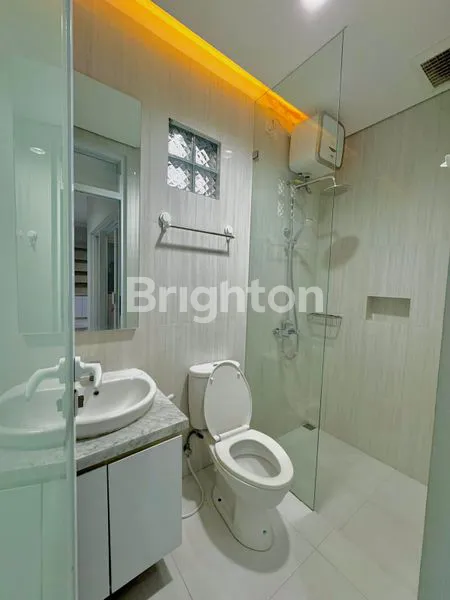 image SEWA RUMAH 2 LANTAI SIAP HUNI SOLO (3)