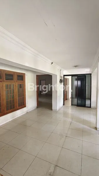 image RUANG USAHA STRATEGIS DEKAT ALUN-ALUN MAGELANG (4)