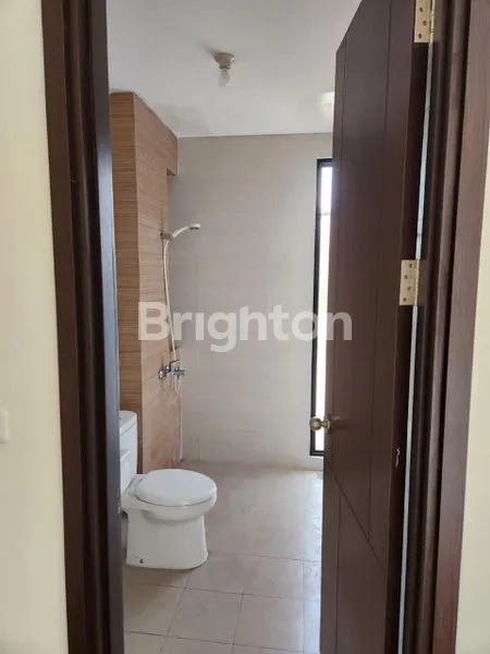 image JUAL RUMAH CANTIK 2 LANTAI (6)