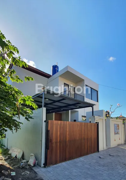 image ELEGANT VILLA MODERN DESIGN WITH POOL & GREEN VIEWS (15V) (2)