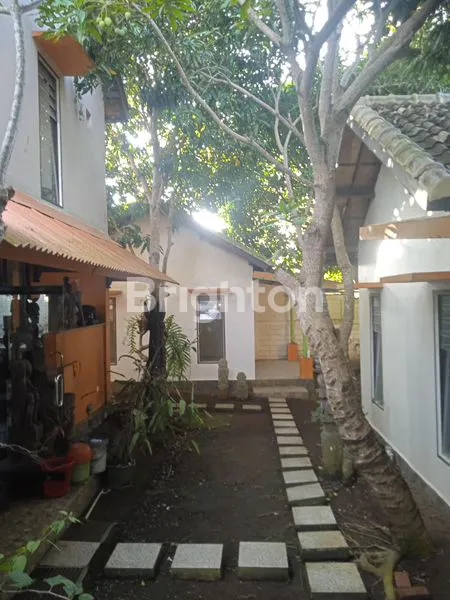 image VILLA LUAS 3,8 ARE ISI 4 BANGUNAN DI UNGASAN JIMBARAN (6)