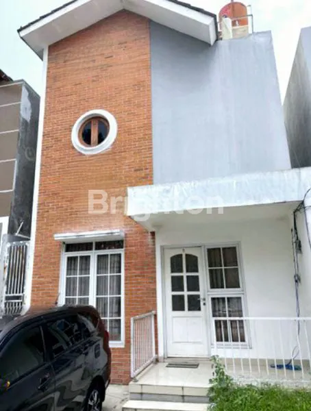 RUMAH HUNIAN 3 KT UNIK  DAN EXCLUSIVE 2 LANTAI BERGAYA EROPA DI AREA ARCAMANIK CISARANTEN KULON BANDUNG