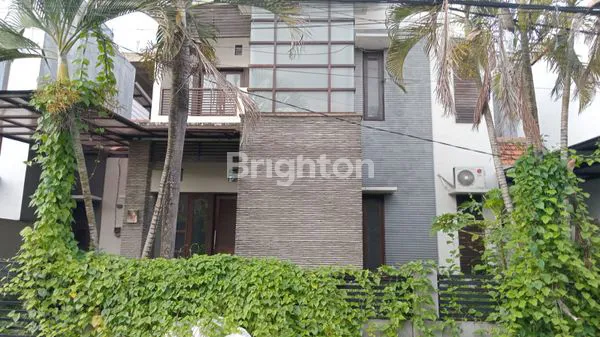 image DIJUAL RUMAH DEKAT GUNUNG SALAK DENPASAR (1)