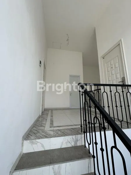 image RUMAH 2LT GRESS SELANGKAH TOL SIDOARJO (5)