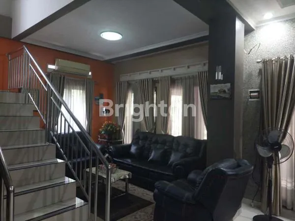 image RUMAH RAPI SIAP HUNI SEMI FURNISHED DI CIBUBUR RESIDENCE (3)