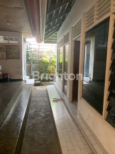 image SEWA RUMAH DI AREA KOMERSIL SANUR CENTRAL DAN JALAN KAKI KE PANTAI (4)