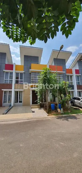 RUMAH PARAMOUNT SERPONG 3KT 2KM HADAP SELATAN