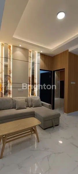 image RUMAH 2 LANTAI MANYAR, SHM, HARGA MENARIK (3)