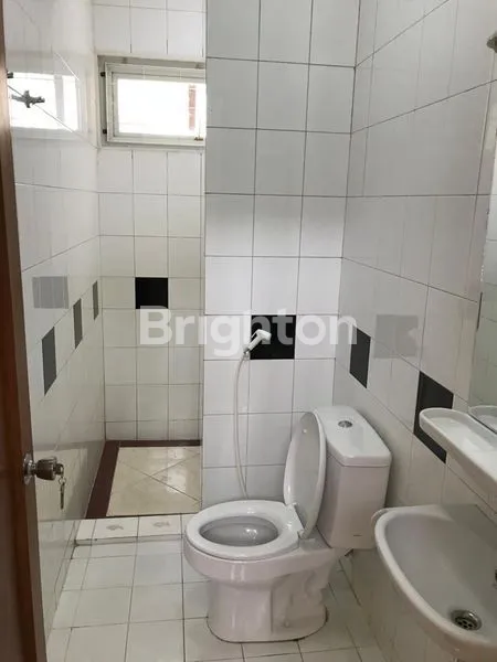 image DISEWAKAN RUMAH PONDOK HIJAU (6)