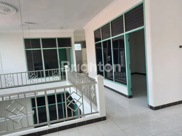 image RUMAH STRATEGIS DI DAERAH NGAGEL & PUCANG (8)