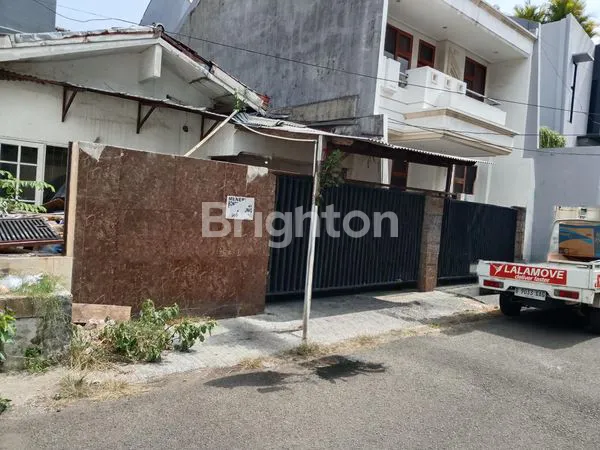 Gambar Property DIJUAL RUMAH TUA DI JLN ALAM ELOK PONDOK INDAH JAKARTA SELATAN.