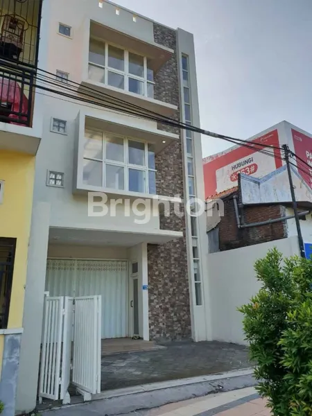 image RUKO 3 LANTAI RAYA A YANI SIAP PAKAI STRATEGIS (1)