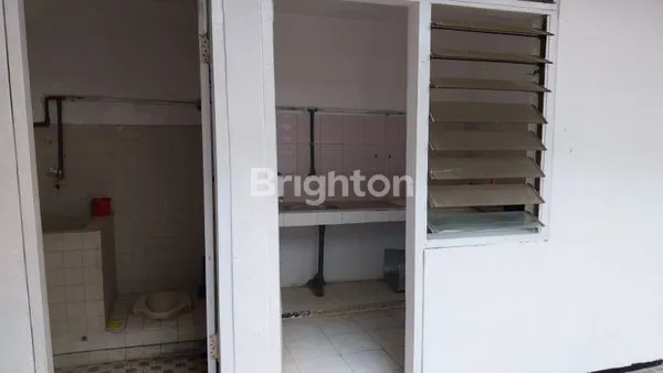 image RUMAH 1 LANTAI DI WISMA PERMAI  BARAT  (4)