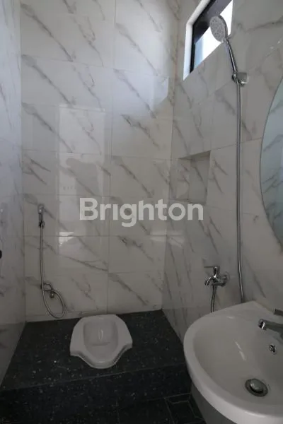 image RUKO PADEMANGAN 3.5LT SHM LT 107M² COCOK UNTUK KONVEKSI JAKARTA UTARA (7)
