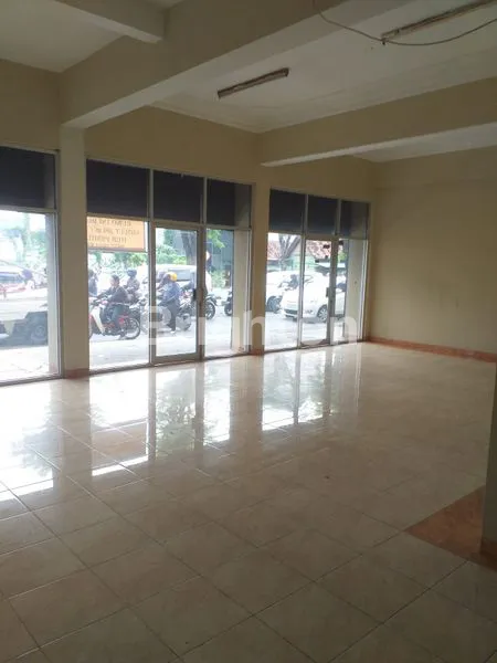 image RUKO STRATEGIS JL. BUGISAN, 2 LANTAI (4)